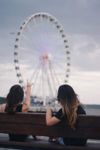 sober dating activities, two women sightseeing